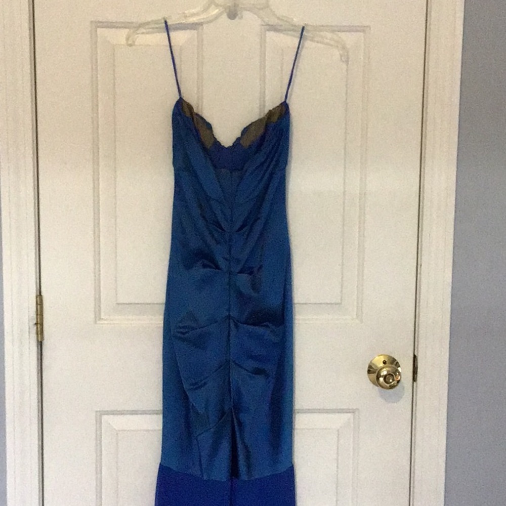 Dress - Picture 3 of 4